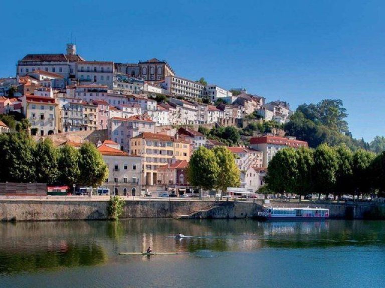 Coimbra and Aveiro Full-Day - See the historic sites of Coimbra and Aveiro on a full-day private tour from Lisbon. Marvel...