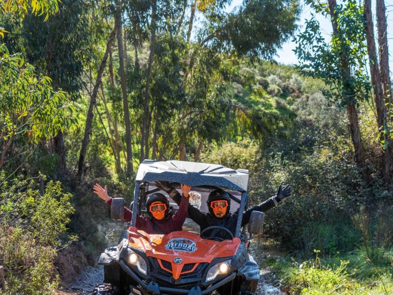 Half-day Getaway - 3 hours buggy tour - A 3 hours guided tour with a lot of excitement, focused on the driving experience...
