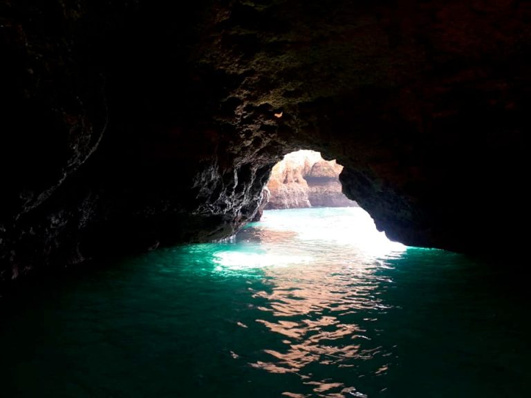 Local Grottoes and Coastal Tour - Come and enjoy the beauty of the Algarve coast and explore the caves between Salema and...