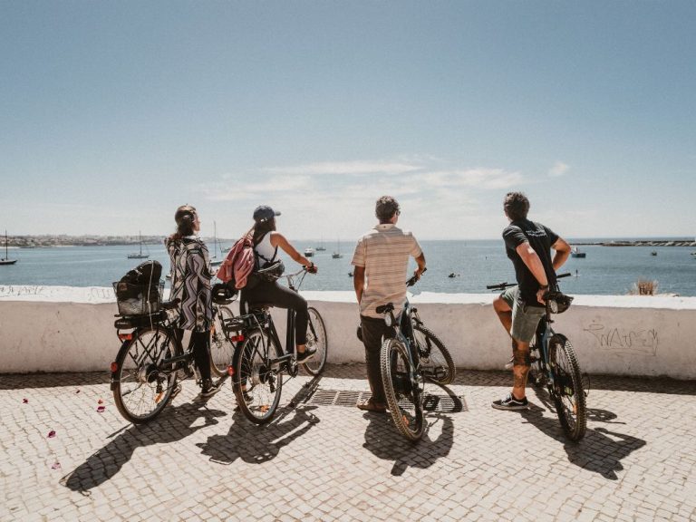 Mountain & Ocean Wonders – Jeep & EBike Tour - Don't miss the most important places in Lisbon, but be unique in doing so!
