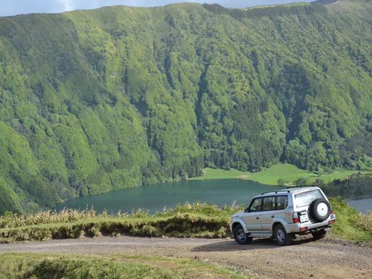 Full-Day Jeep Tour to Sete Cidades and Ferraria - After exploring several lakes around the area with an all-terrain ride...