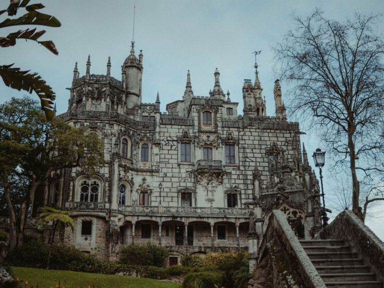Sintra Historical Jeep Adventure - Sintra has so much to offer, and it is so unique – just like wonderland - it can get...
