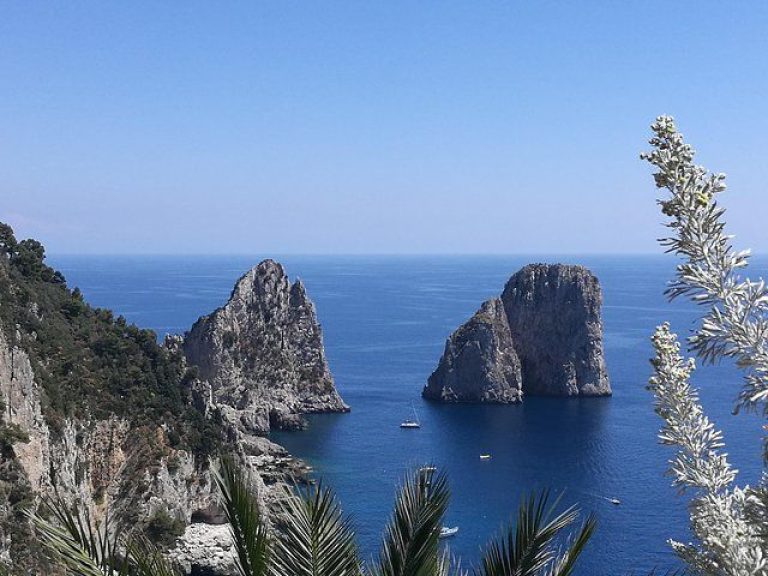 Small Group: Capri & Anacapri - Pick-up and drop off directly from your accommodation or nearest meeting point