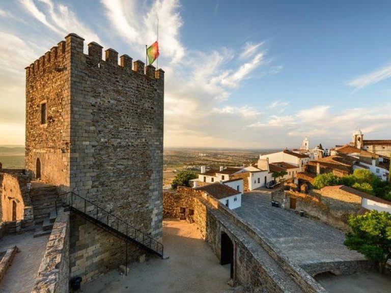 Evora and Monsaraz Private - Explore historic Evora and Monsaraz on a full-day private tour from Lisbon. See the Roman...