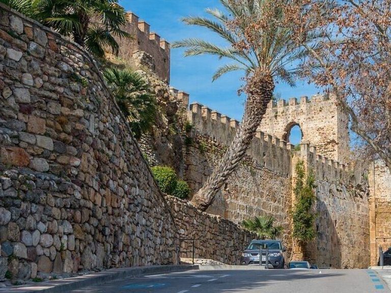 Marbella Old Town - Private Tour - Discover the hidden gems of Marbella's Old Town with our 5-star rated private walking tour.