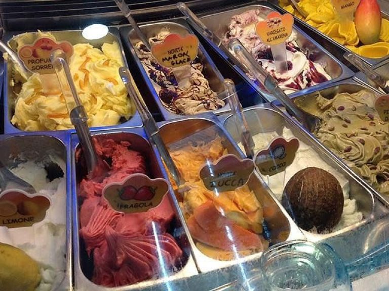 Italian Gelato Cooking Class - Enjoy the sweetest lesson on earth! You will learn to prepare the real Italian gelato joining...