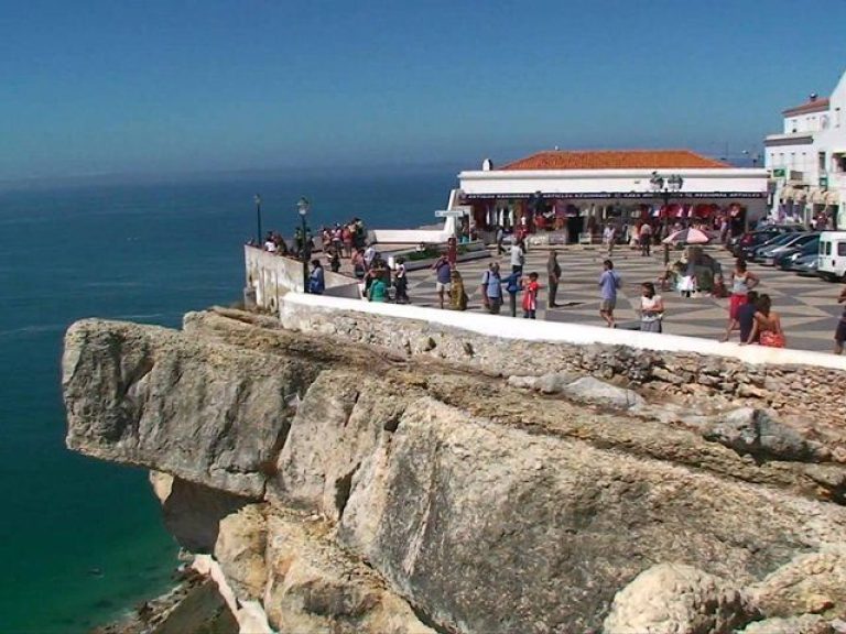 Obidos, Nazare, Full-Day Tour - Spend a full day on a private tour visiting Obidos and Nazare. You’ll find both natural beauty and historical interest on this excursion from Lisbon, with something new to experience at each destination.