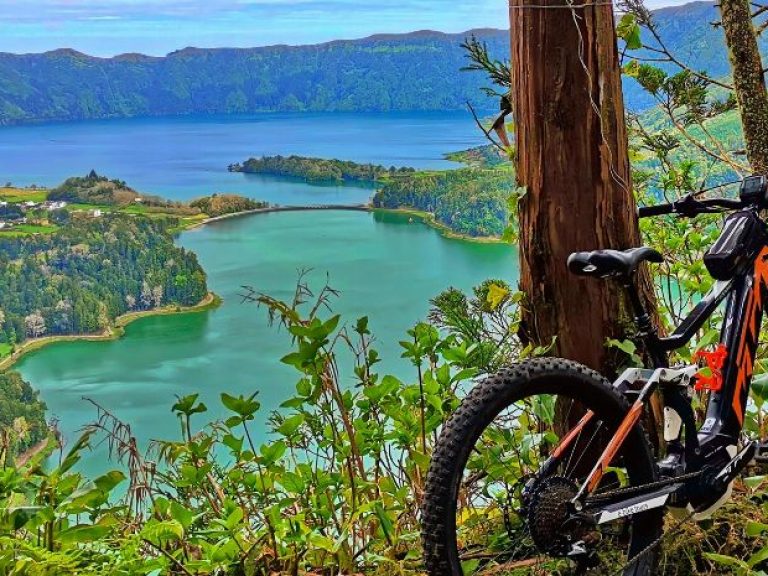 E-MTB Self-Guided Tours (Sete Cidades) - These electric mountain bike tours give you the opportunity to explore every nook...