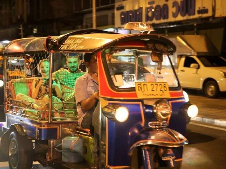 Bangkok Best Midnight Food Tour by Tuk Tuk - Embark on a culinary adventure like no other with our Bangkok Best Midnight...