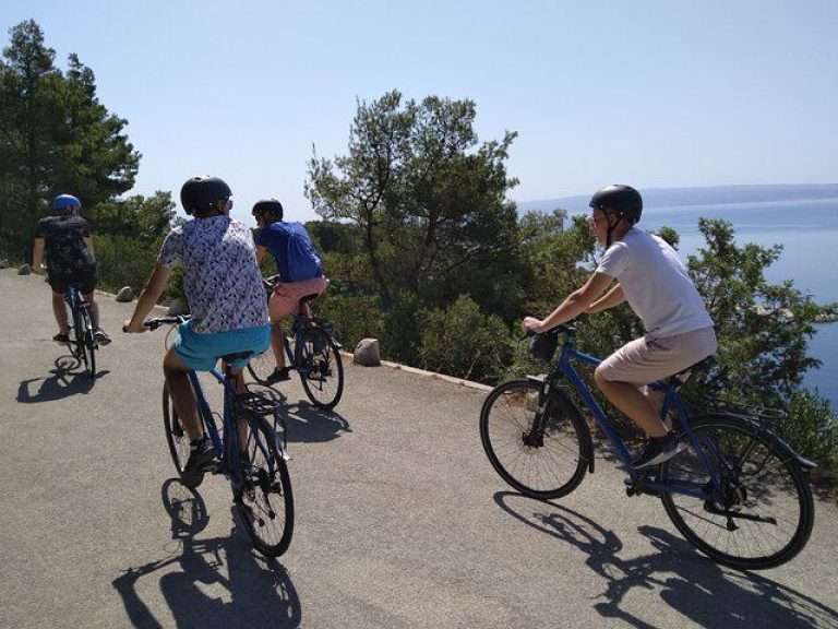 Split City Bike Tour - Get to know the spirit of the city through our bike tour! Your Split adventure begins in the labyrinth...