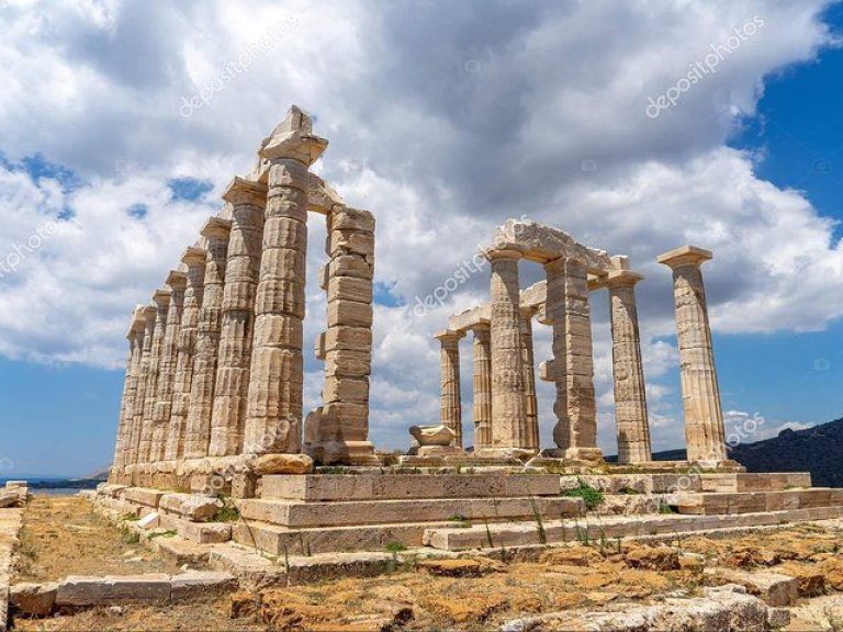 Snorkeling and swimming tour to the Poseidon's temple at Sounio cape - Enjoy a relaxing and exciting day at the Athens...