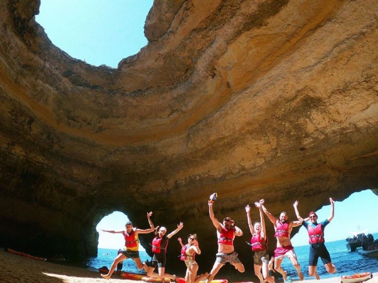 Benagil Kayak Experience - In the Algarve, you will find some of the most beautiful beaches and sea caves in the world...