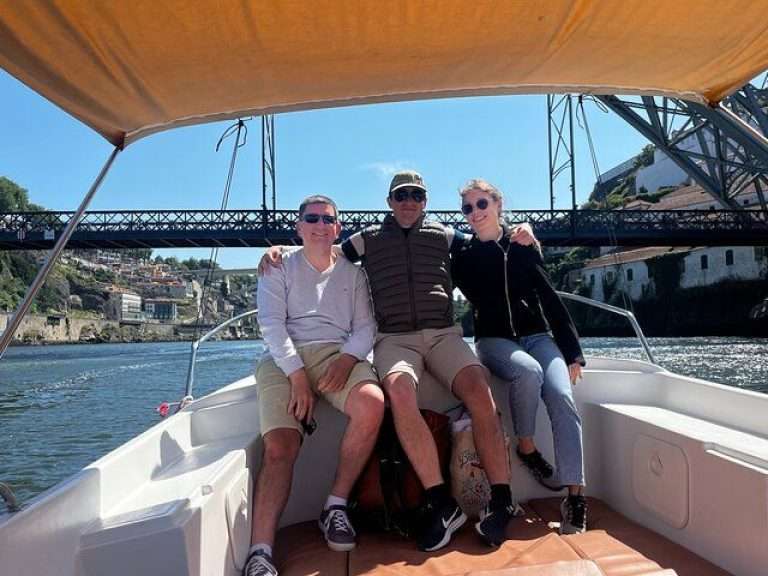 More than a floating tour, your friend’s boat in Porto - Our guide will be a friendly and knowledgeable local who is...