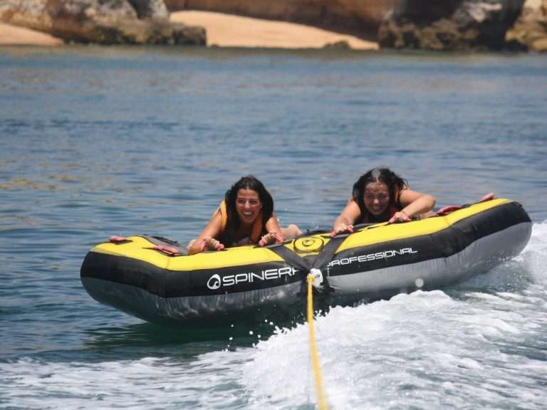 Crazy Cookie from Armação de Pêra - This Crazy Cookie is certainly the funniest water sports in Algarve. The crazy sofa...