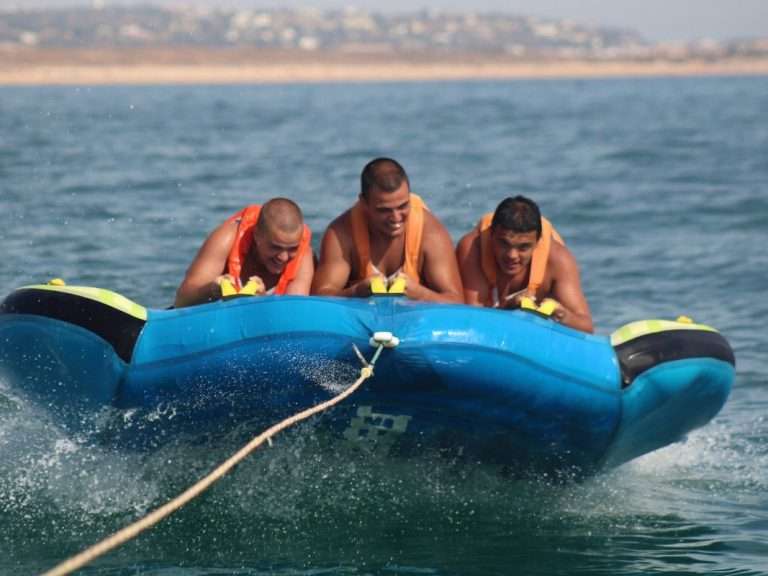 Crazy Cookie from Armação de Pêra - This Crazy Cookie is certainly the funniest water sports in Algarve. The crazy sofa...