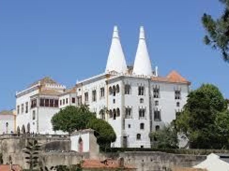 2 Days Private Tour - Sintra and Fatima - When you book this 2-day program, you will have the opportunity to see and...