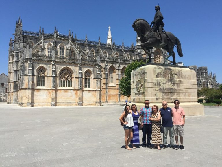 Fátima, Batalha, Nazaré and Óbidos Private Tour - In a private vehicle, visiting Fatima from Lisbon can be a challenge.