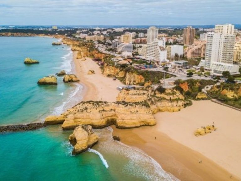 Algarve Private Tour: Lagos, Sagres and Benagil from Lisbon - Explore the Algarve coast on a full-day private tour from Lisbon.