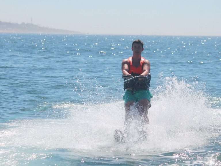 Water Ski in Armação de Pêra - If you want to try something new during your holiday in the Algarve, we definitely recommend...