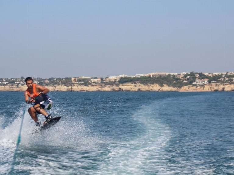 Wakeboard in Armação de Pêra - If you want to try something new during your holiday in the Algarve, we definitely recommend...